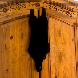 Women’s Black Body Suit Small